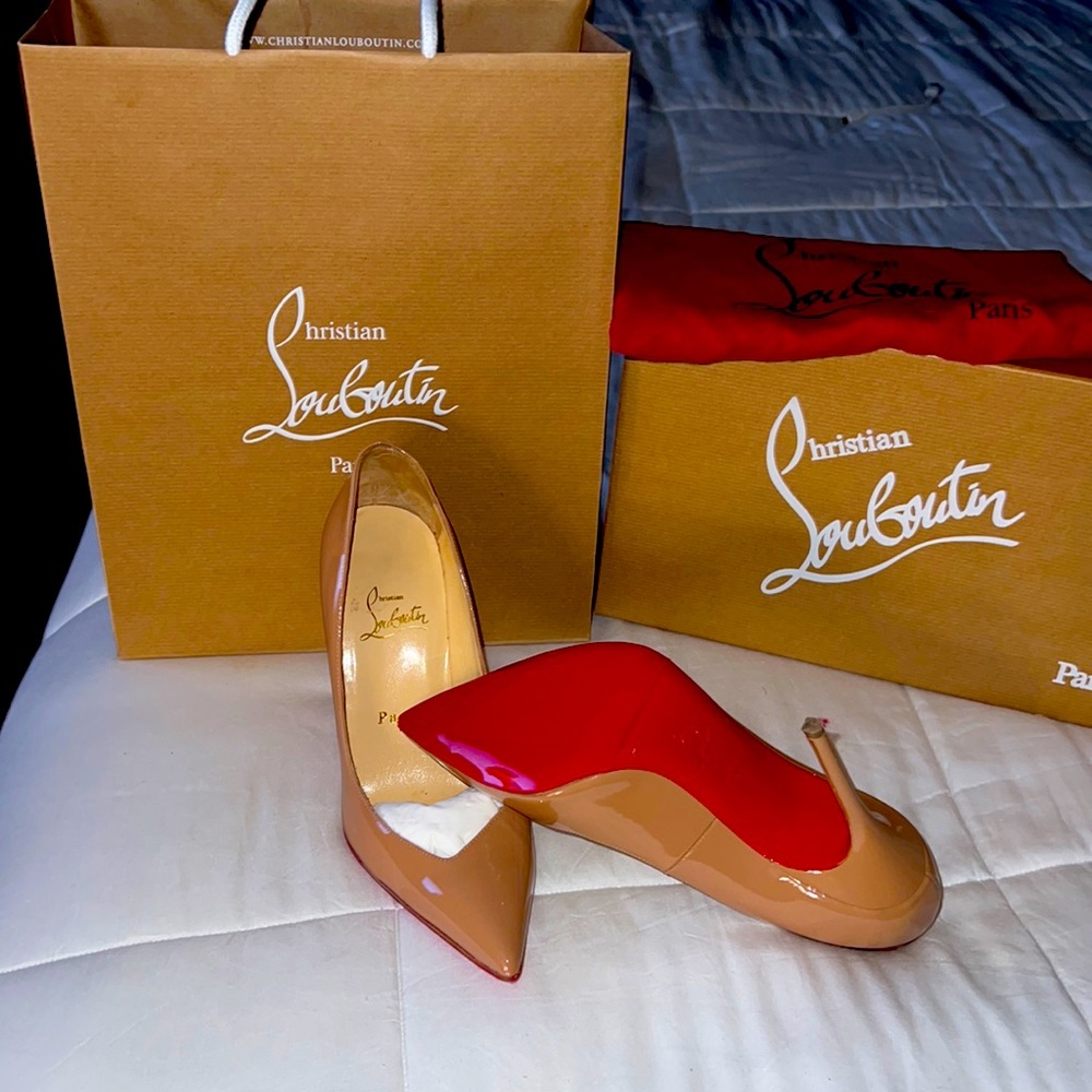 Christian Louboutin Completa 100 Patent Nude 37